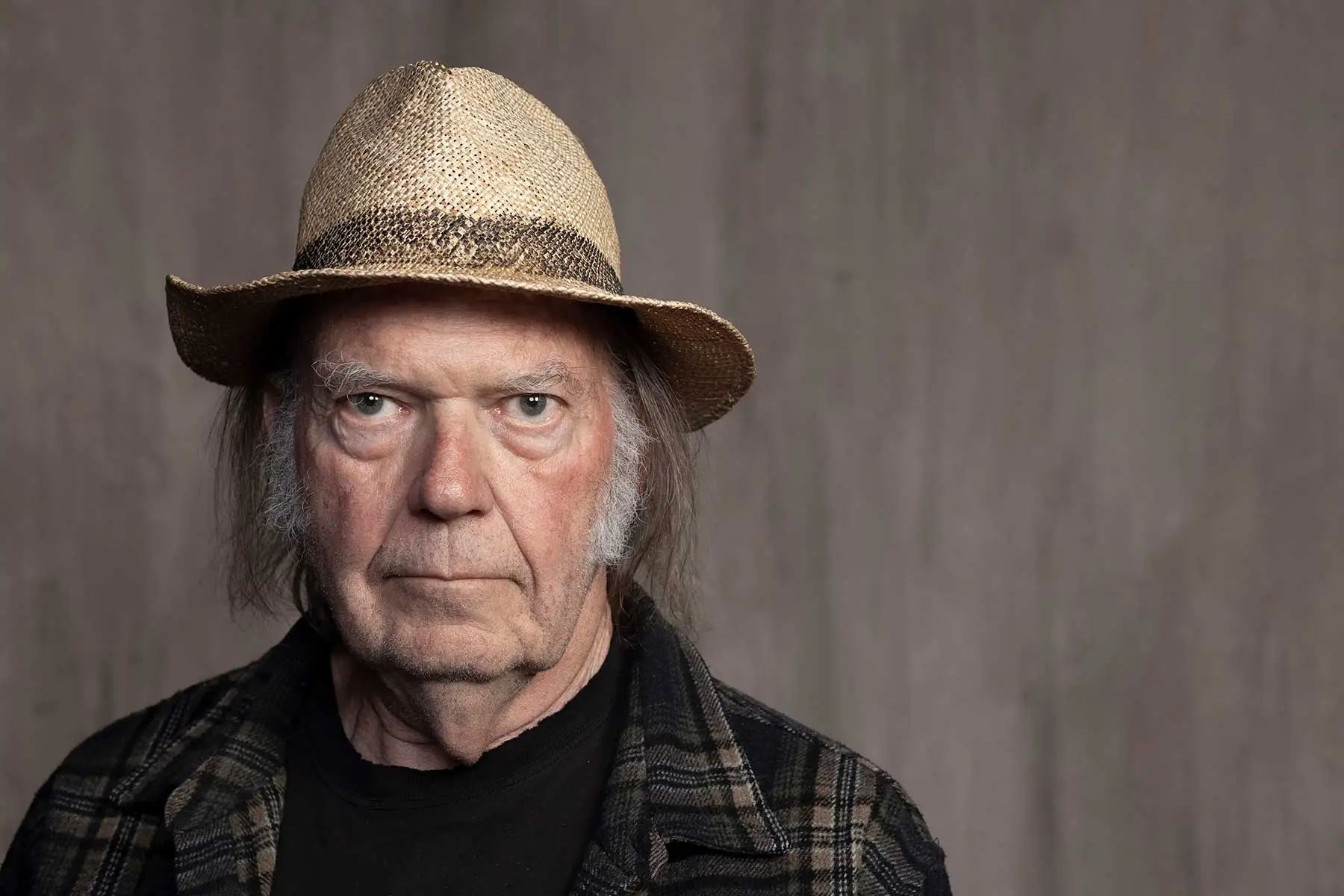 Neil Young Discloses Why He Pulled out of Glastonbury 2025